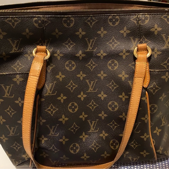 Louis Vuitton monogram - Picture 2 of 8